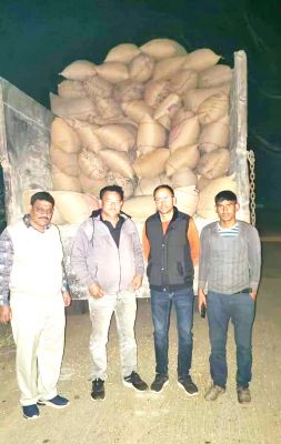 महंगा खाद देकर सस्ते में मक्का खरीदने का खेल