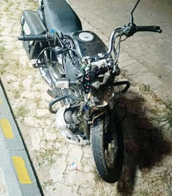 बाइक को वाहन ने मारी ठोकर, फादर की मौत