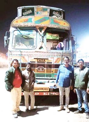 अवैध धान परिवहन : 2 वाहनों से एक हजार कट्टा धान जब्त