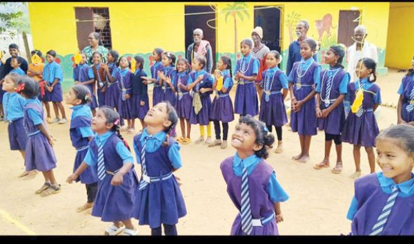 जलेबी दौड़ में मुस्कान ने मारी बाजी, बोरा दौड़ में युग प्रथम
