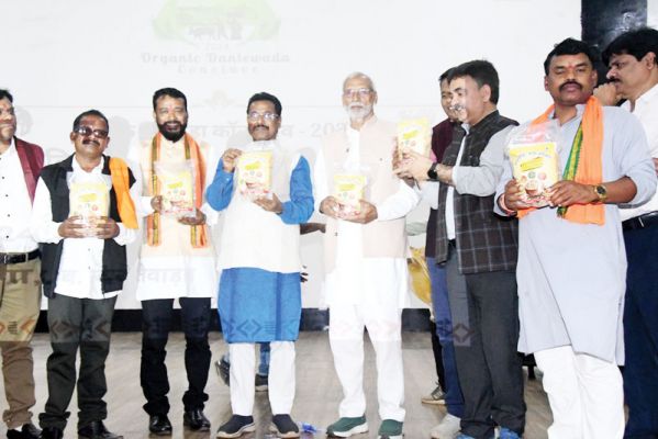 किसानों को मिले प्रमाण पत्र
