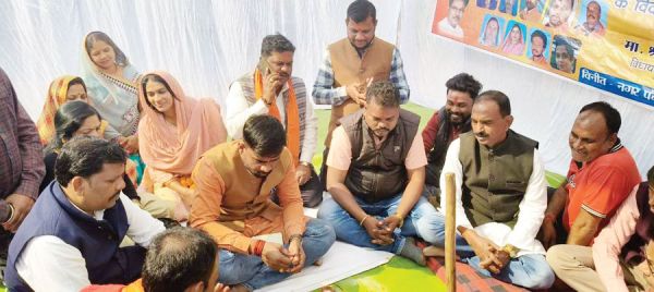 सीतापुर विधायक ने किया विकास कार्यों का भूमिपूजन