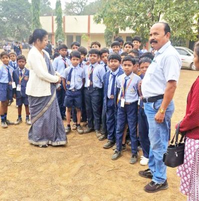 डीईओ ने बिलाईगढ़ के विभिन्न शालाओं का निरीक्षण किया