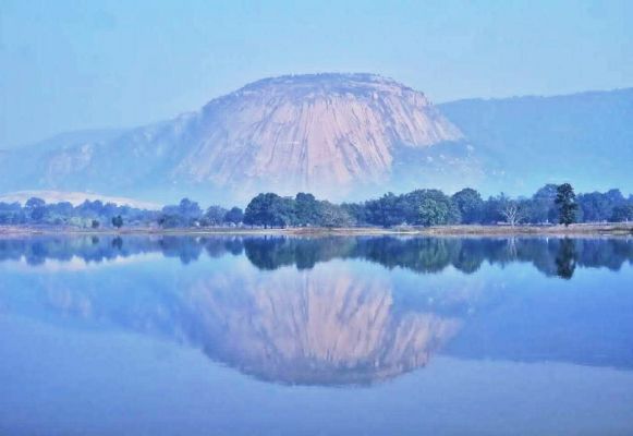 मधेश्वर पहाड़ को मिला शिवलिंग की विश्व की सबसे बड़ी प्राकृतिक प्रतिकृति होने का गौरव