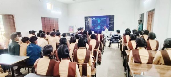 सुशासन दिवस पर आधारित क्विज स्पर्धा