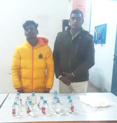 शराब संग आरोपी गिरफ्तार, मुचलका पर रिहा