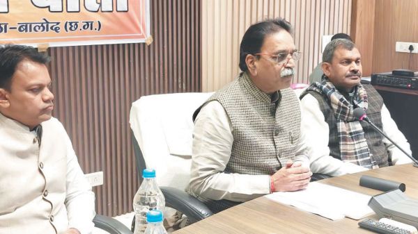 मूणत ने गिनाईं राज्य सरकार के एक साल की उपलब्धियां