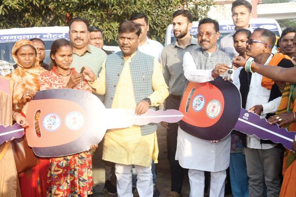 प्रभारी मंत्री कश्यप ने 22 करोड़ के निर्माण कार्यों का किया लोकार्पण