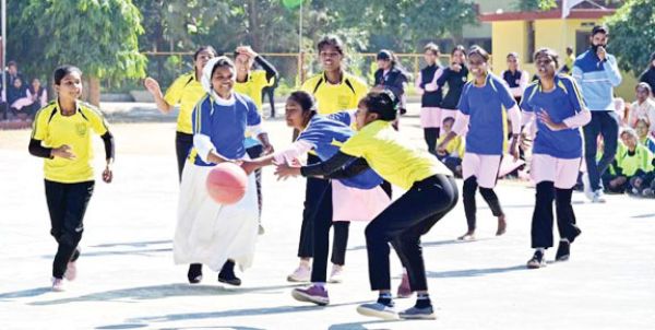 होलीक्रॉस वीमेन्स कॉलेज अम्बिकापुर में एनुअल स्पोर्ट्स मीट