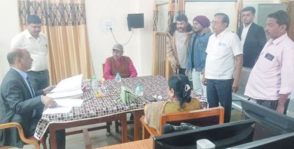 ऑटोमोबाइल ट्रेड के विद्यार्थियों का औद्योगिक भ्रमण
