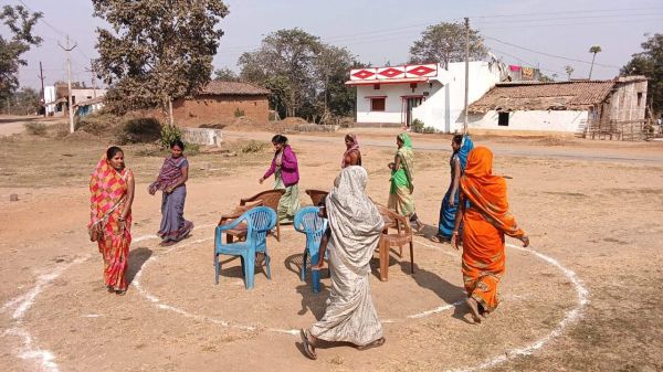 महिलाओं का सम्मान,  कई कार्यक्रम