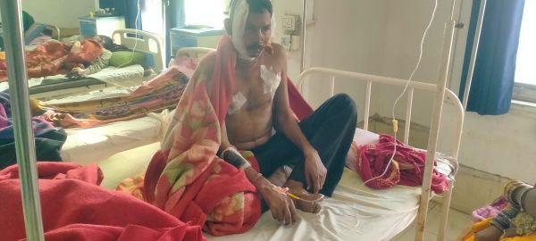 तेंदुआ के हमले से ग्रामीण घायल 