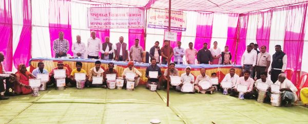 कौवाडीह में विकासखंड स्तरीय पशु प्रदर्शनी मेला 