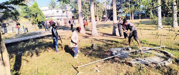  सुशासन के एक वर्ष पर नगर सेना ने चलाया स्वच्छता अभियान