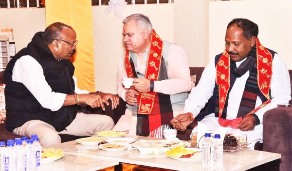 अमृतेश्वर महादेव मंदिर प्राण-प्रतिष्ठा महोत्सव में शामिल हुए जामवाल-पवन साय