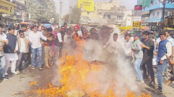 बाबा साहब अम्बेडकर पर टिप्पणी से भडक़ी कांग्रेस