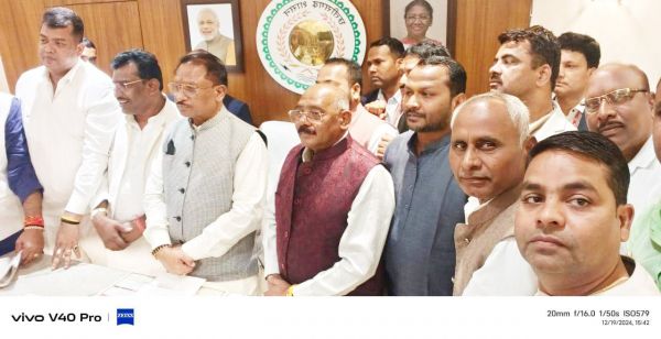 सीएम से मिला साहू समाज  का प्रतिनिधि मंडल