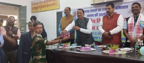 सरकार का एक साल, कई स्पर्धाएं