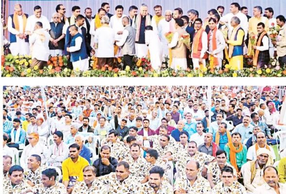 घासीदास लोक कला महोत्सव के  समापन समारोह में हुए शामिल सीएम 