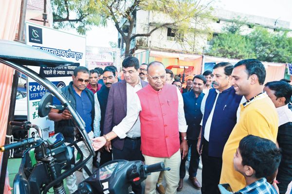 व्यापार मेला में शामिल हुए प्रदेश चेम्बर्स के पदाधिकारी