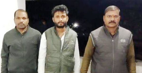 मारपीट, जान से मारने की धमकी, आरोपी गिरफ्तार
