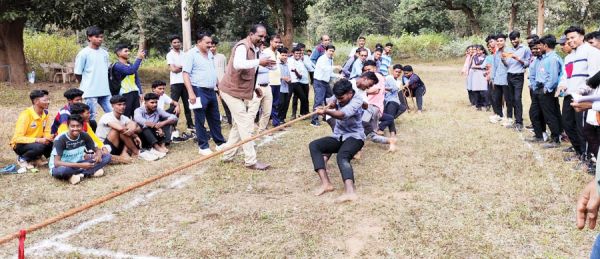 एनएमडीसी डीएवी आईटीआई भांसी में वार्षिक खेल स्पर्धा