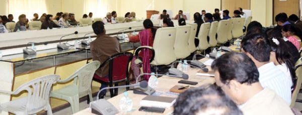 जिला जल एवं स्वच्छता मिशन की समीक्षा बैठक