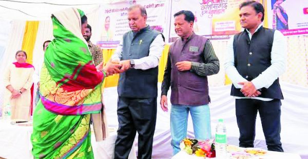 माताओं-बहनों के स्वाभिमान, सम्मान व आर्थिक रूप से सक्षम बनाने का काम कर रही भाजपा -शिवरतन 