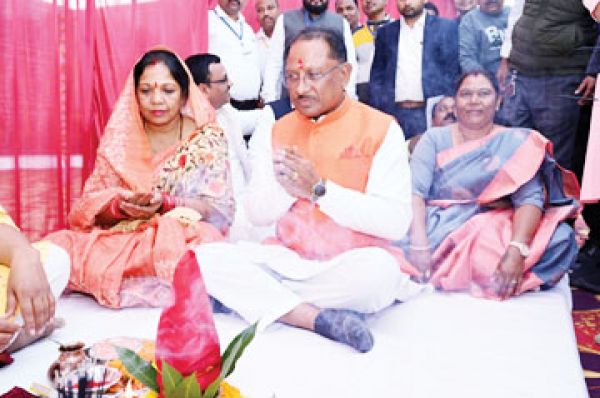 सीएम ने पूर्व प्रधानमंत्री अटल बिहारी वाजपेयी को किया याद