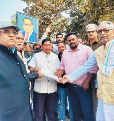 बाबा साहेब अंबडेकर के सम्मान में पदयात्रा