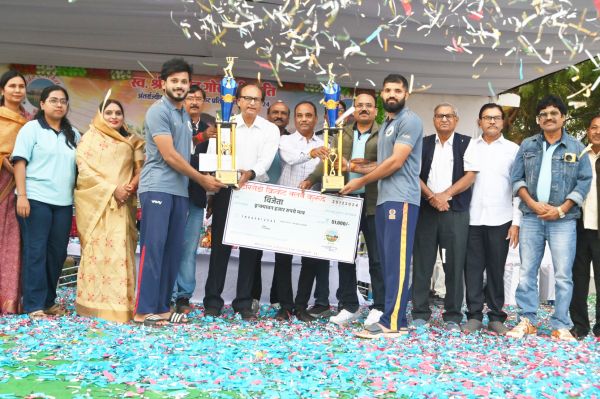 दल्ली राजहरा ने जीता डबल विकेट क्रिकेट स्पर्धा का खिताब