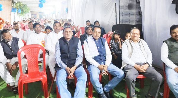 छत्तीसगढ़ी कविताओं से किया लोटपोट 