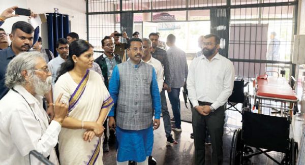 केंद्रीय राज्य मंत्री अनुप्रिया ने विकास कार्यों का लिया जायजा