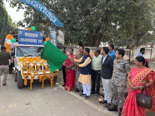 सडक़ सुरक्षा सप्ताह: विधायक अटामी  ने झंडी दिखा जागरूकता रथ किया रवाना