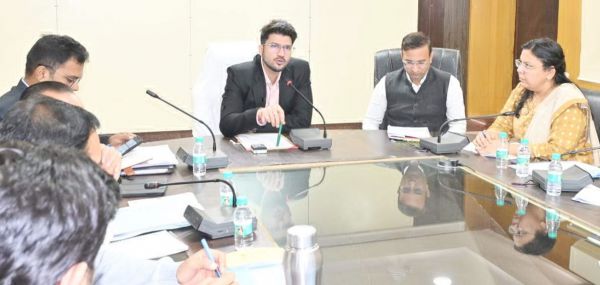 अनुकंपा नियुक्ति में लाएं तेजी-कलेक्टर