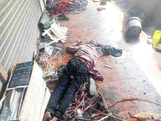 जेल कॉम्पलेक्स में मिली महिला की लाश   हत्या की आशंका, दो गिरफ्तार