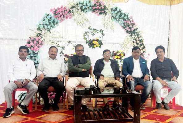 ईई टीकम चंद वर्मा की दी विदाई