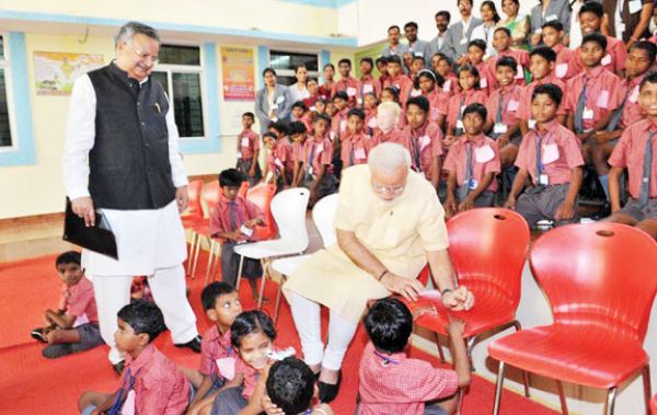 दृष्टिहीन अंजन का राष्ट्रपति और पीएम ने बढ़ाया था हौसला