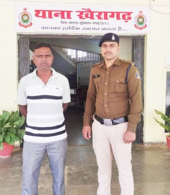 सट्टा खिलाने वाले 2 पकड़ाए