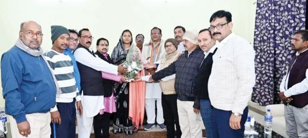 मंत्री लक्ष्मी राजवाड़े का बीएमएस ने किया सम्मान