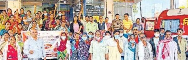 निक्षय मित्र रुद्रेश ने साजा के 50 मरीजों को बांटे पोषण आहार 