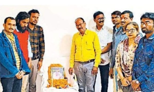 बीजापुर में मृत पत्रकार के परिजन को सरकारी नौकरी देने की मांग 