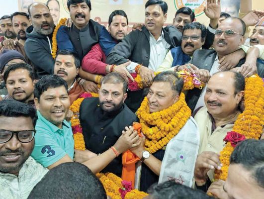 भारत सिंह सिसोदिया बने सरगुजा भाजपा जिलाध्यक्ष, मनाया जश्न