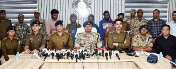 ड्राइवर ने साथियों संग मिलकर की थी डॉक्टर की पत्नी की हत्या, 4 बंदी