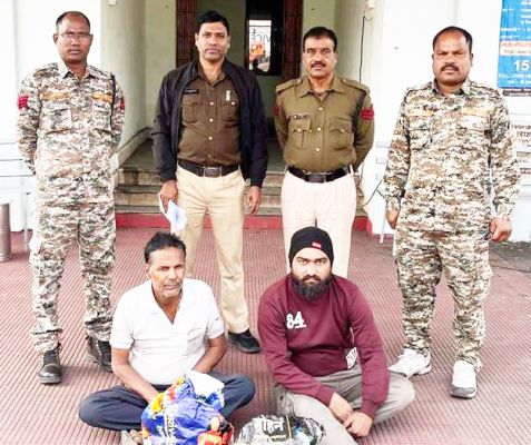 ढाबों में छापेमारी,  2 गिरफ्तार