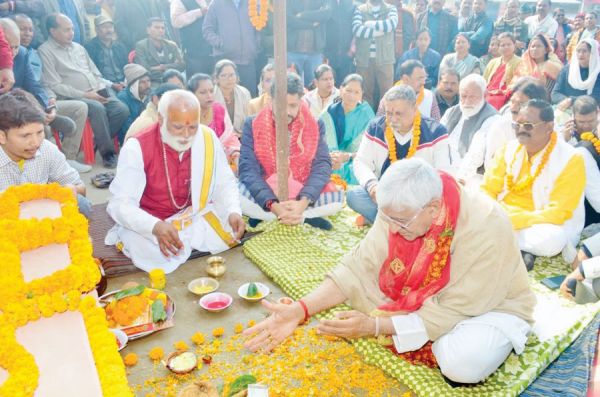 बरसों की प्रतीक्षा के बाद भव्य मां महामाया प्रवेश द्वार का लोकार्पण