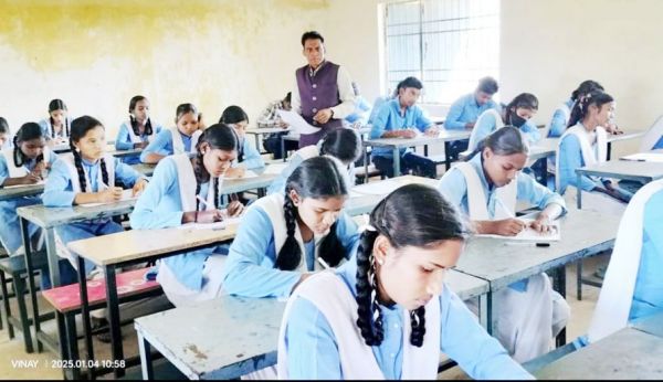 गाय पवित्रता, समृद्धि और मातृत्व का प्रतीक है 