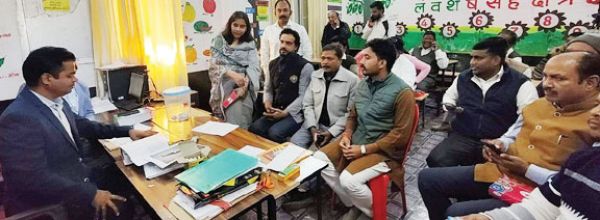 अंबिकापुर 1-2 महिला आरक्षित जिला पंचायत क्षेत्र एवं जनपद अध्यक्षों का आरक्षण,