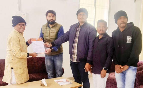 60-70 हजार के स्मार्ट बोर्ड को विवि ने 7 लाख में खरीदा!