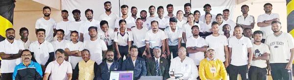 मैदान में खिलाड़ी से ज्यादा मानसिक  व शारीरिक मेहनत करते हैं रेफरी